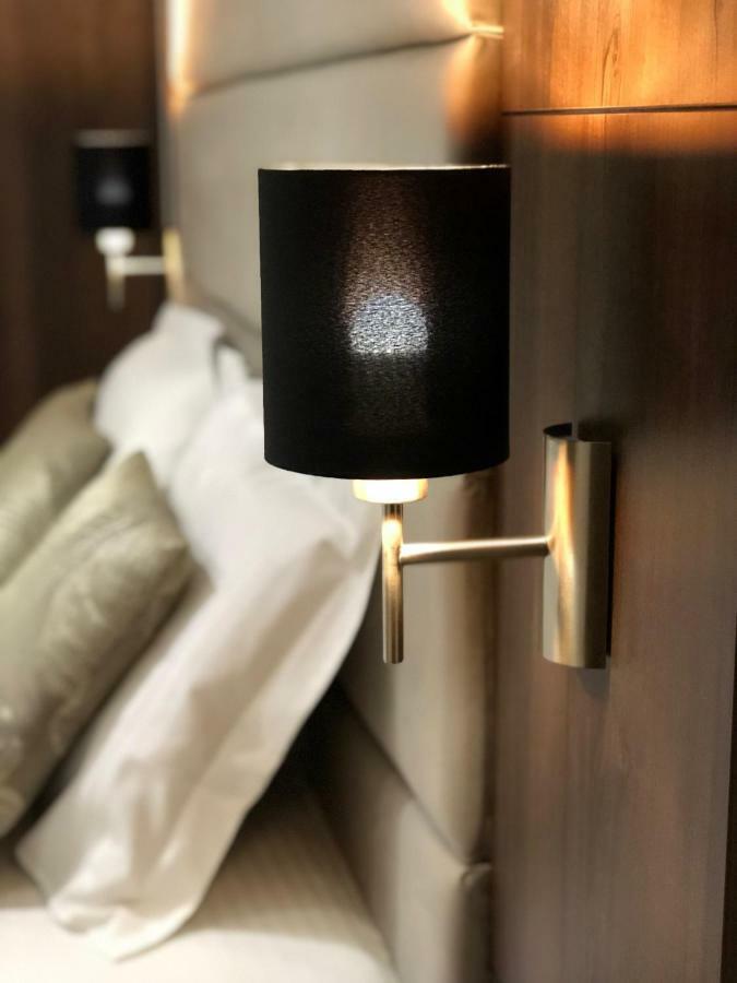 Aria Royal Apartment Belgrado Buitenkant foto