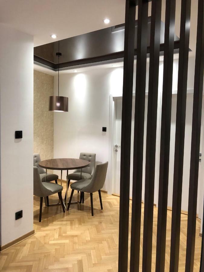 Aria Royal Apartment Belgrado Buitenkant foto