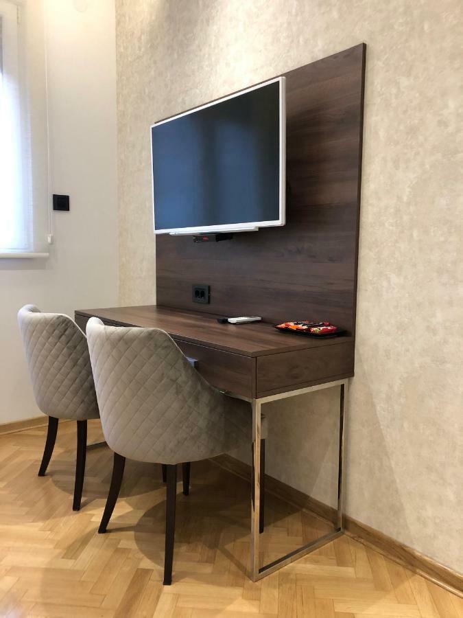 Aria Royal Apartment Belgrado Buitenkant foto