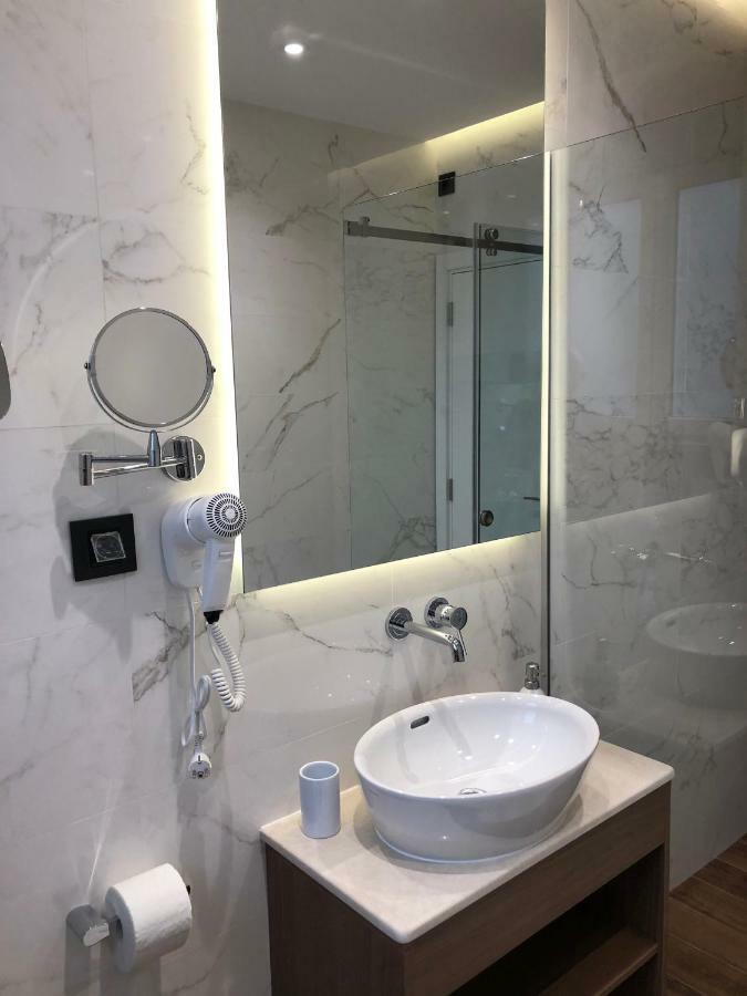 Aria Royal Apartment Belgrado Buitenkant foto