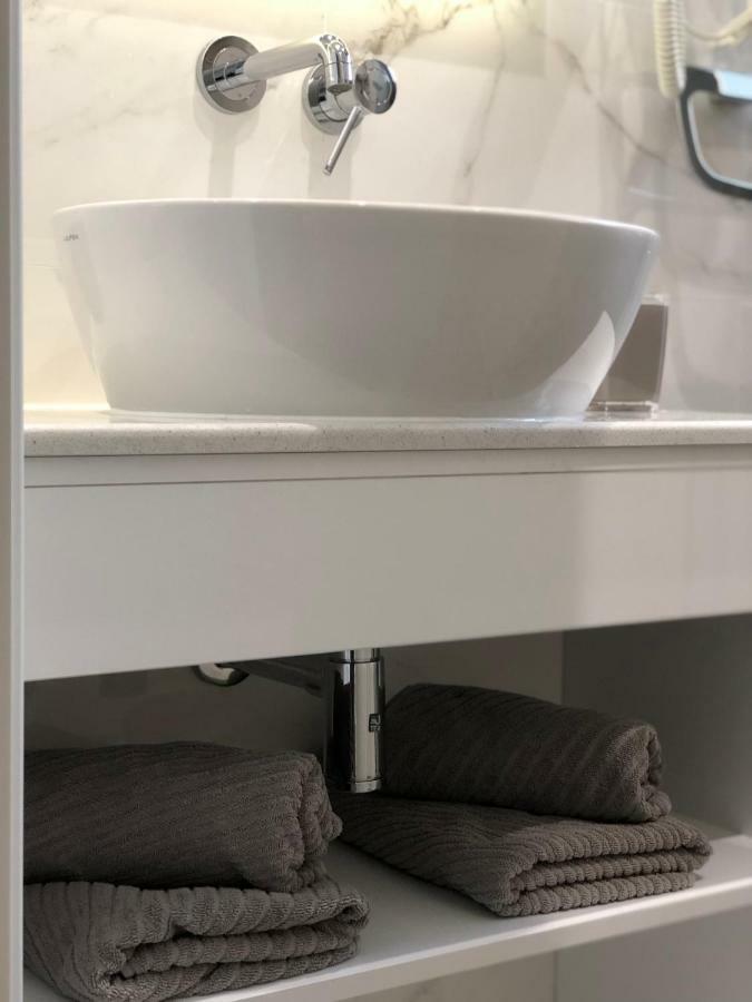Aria Royal Apartment Belgrado Buitenkant foto