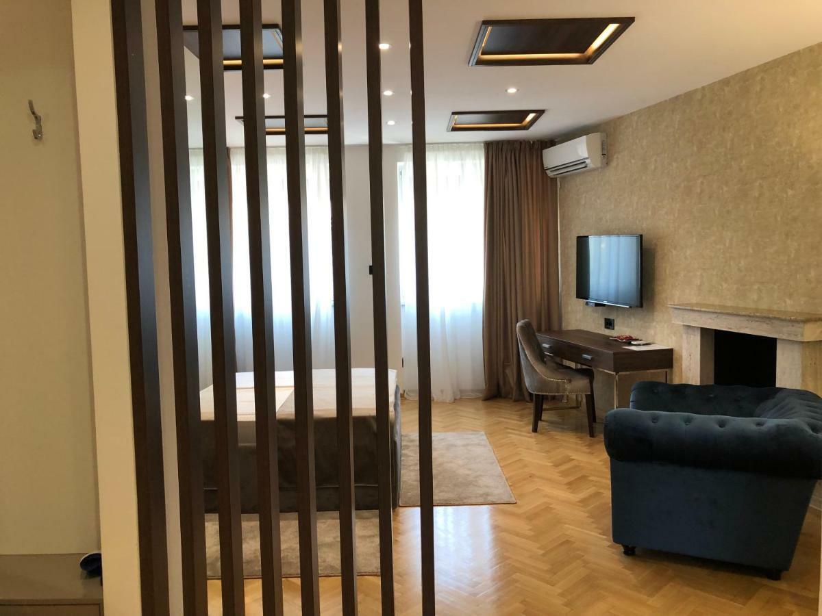 Aria Royal Apartment Belgrado Buitenkant foto