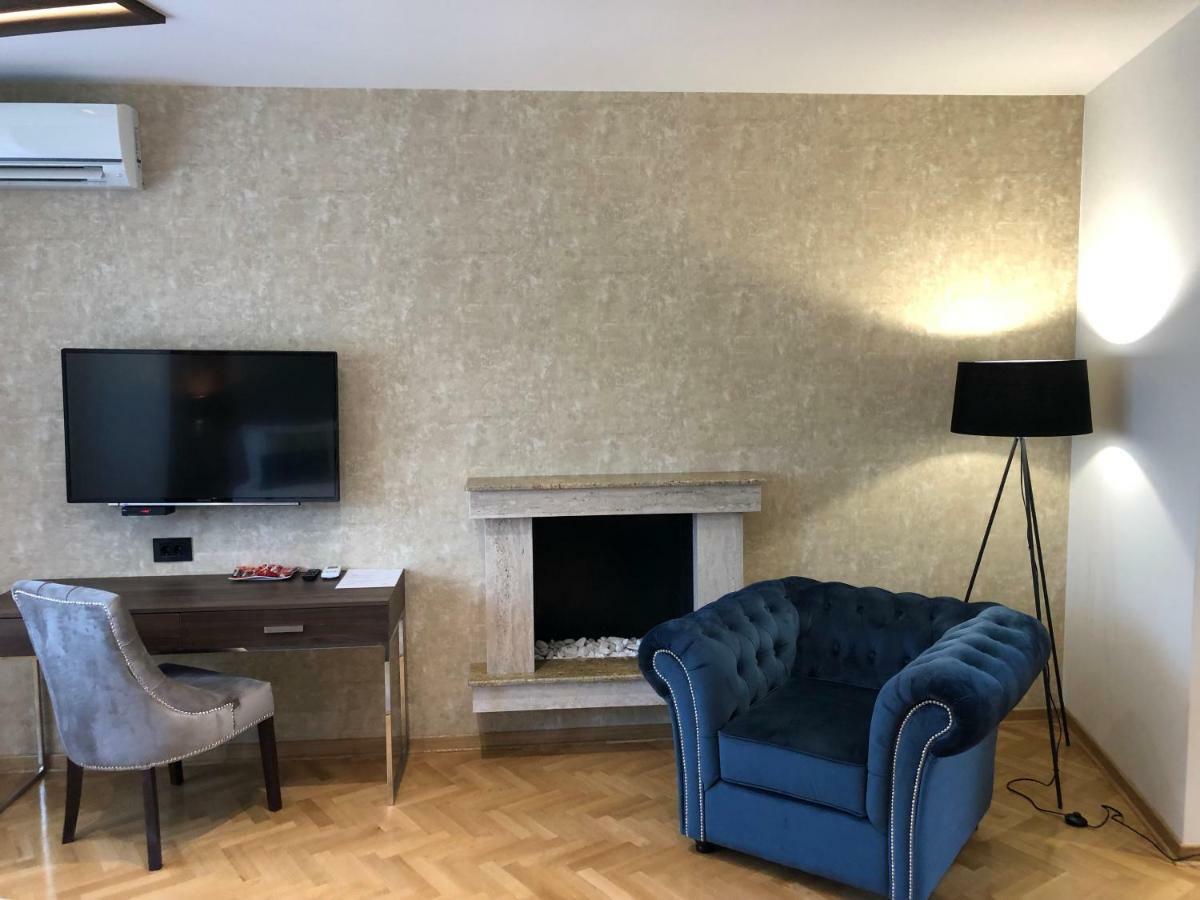 Aria Royal Apartment Belgrado Buitenkant foto